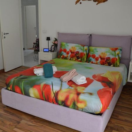 ジェノヴァEl Cuarto De Tulaアパートメント エクステリア 写真